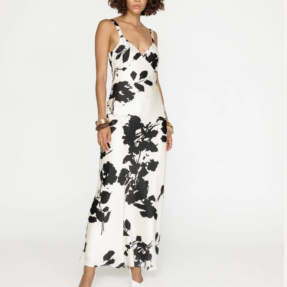 Charcoal Zaya Maxi Dress (Noir Bloom) Size 12 NWT in packaging